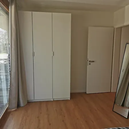 Charming 1 Bedroom With Terrace And Free Parking In Business Area In Appartement *